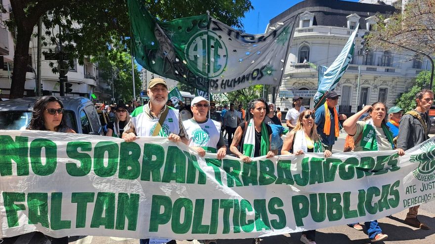 Milei eliminó por decreto el día no laborable del "Trabajador del Estado" y ATE llamó a sus afiliados a rebelarse