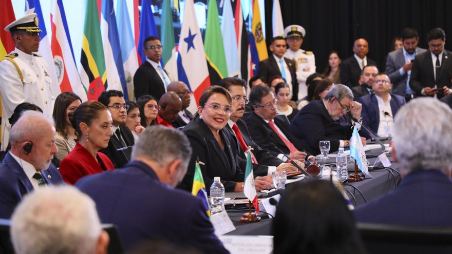 Castro dice que los jóvenes se han convertido en migrantes que hoy son expulsados por EEUU