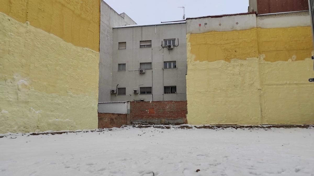 Solar en la calle Farmacia.jpg