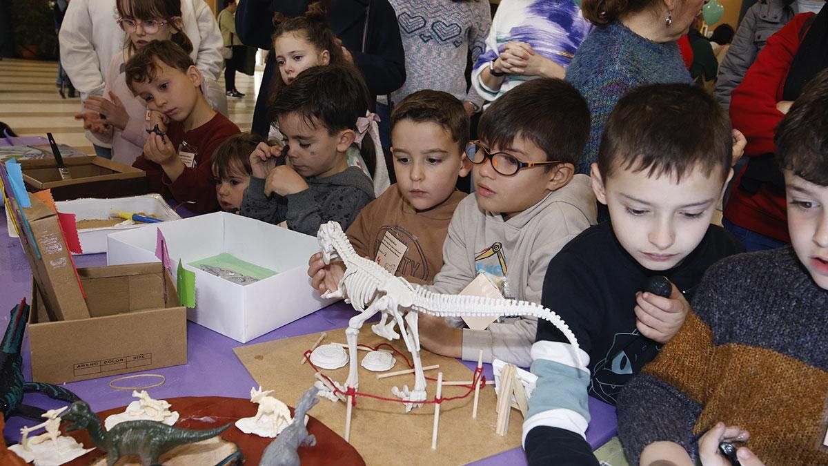 Feria 'Infaciencia: De las niñas de hoy a las científicas de mañana'