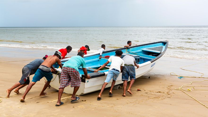 Pescadores de Trinidad y Tobago, atrapados en las tensiones entre EEUU y Venezuela