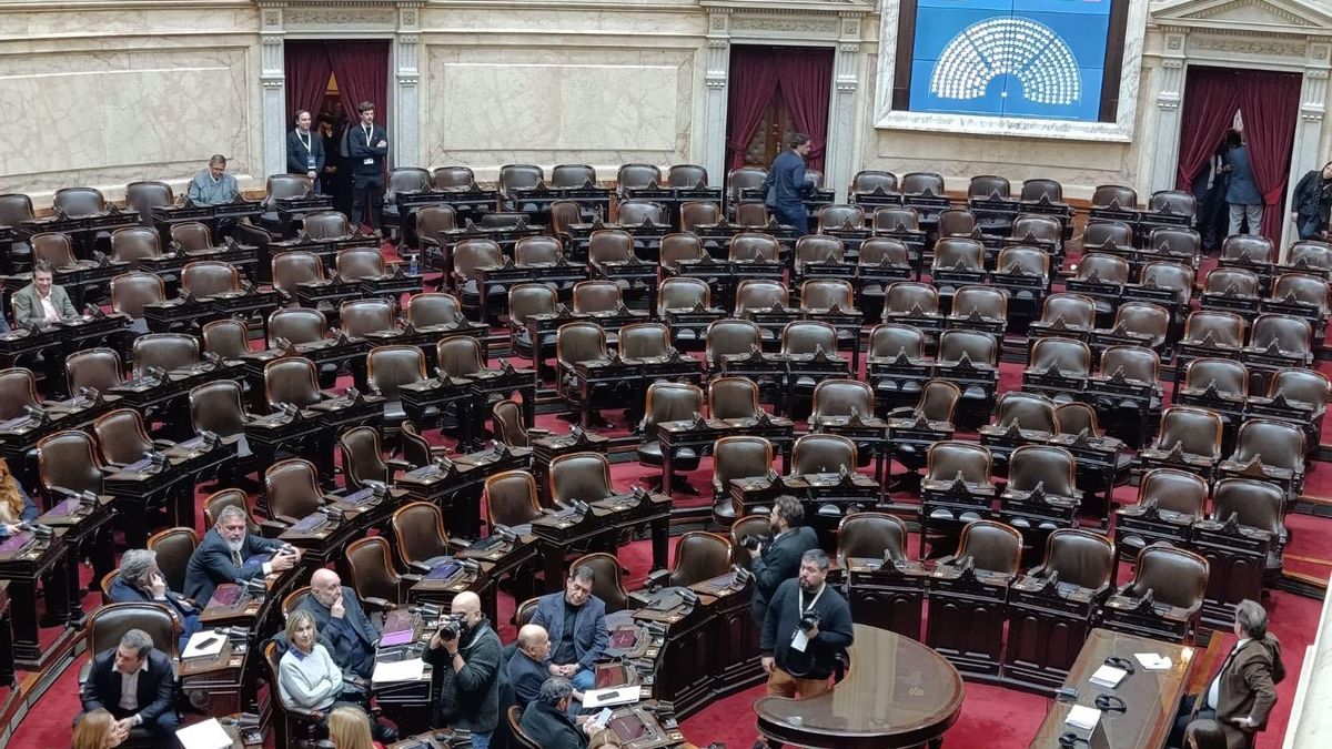 El Gobierno logró voltear la sesión contra Adorni con la ayuda del PRO, la UCR y los gobernadores