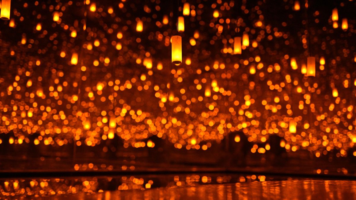 Fotografía de archivo de la obra Infinity Mirror Room la artista japonesa Yayoi Kusama, en el Museo de Arte del Instituto Inhotim, en 2024, en Brumadinho, estado de Minas Gerais (Brasil).