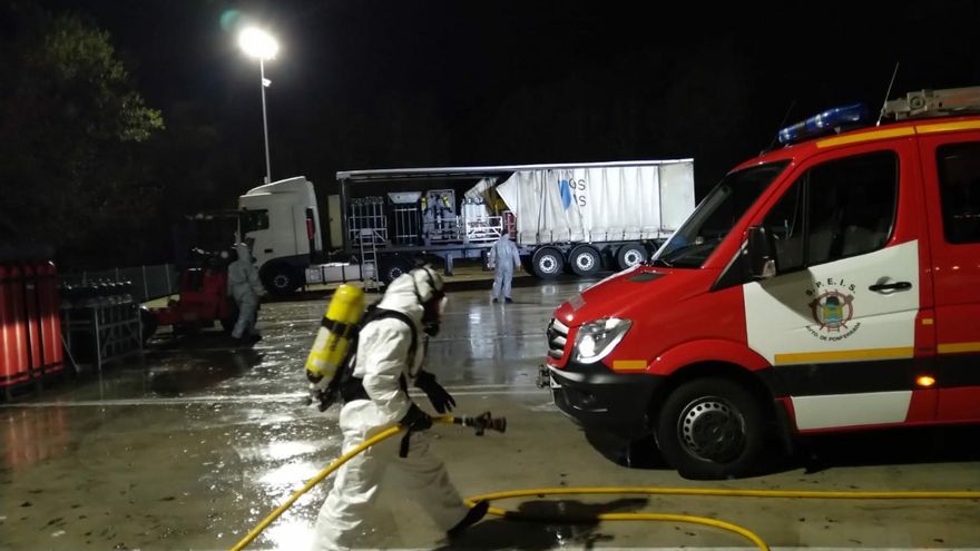 Intervención ante una fuga de gas tóxico en Vega de Valcarce. / Bomberos de Ponferrada