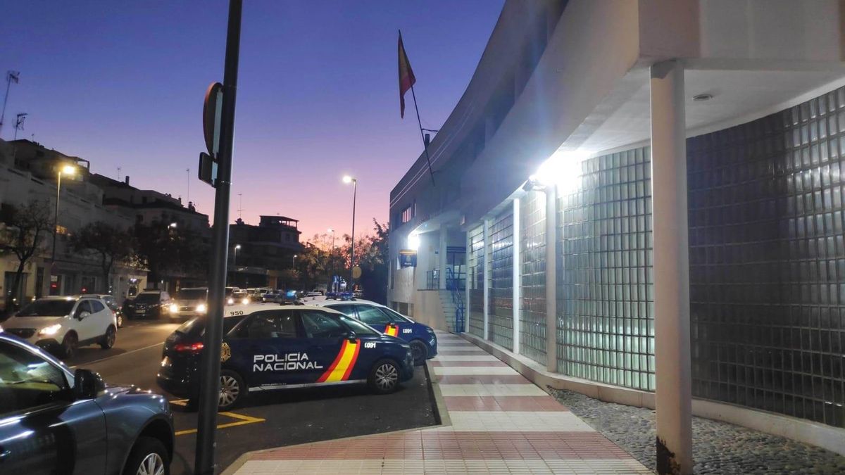 Archivo - Comisaría de Policía Nacional en Marbella (Málaga)