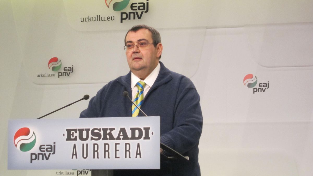 PNV dice que va a aplicar la ley de Memoria Histórica "en su literalidad" con los cuadros de alcaldes del franquismo