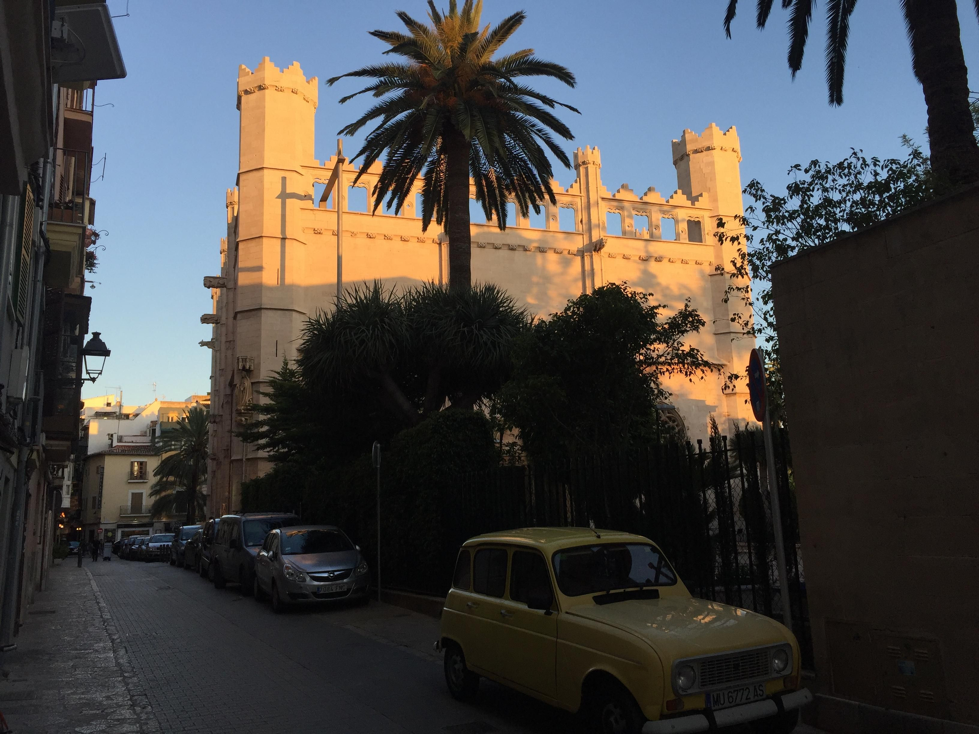 Trasera de la Lonja de Palma.