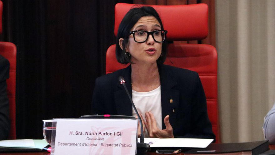 El Govern pide disculpas por la infiltración "mal planteada" de los Mossos en una asamblea de profesores