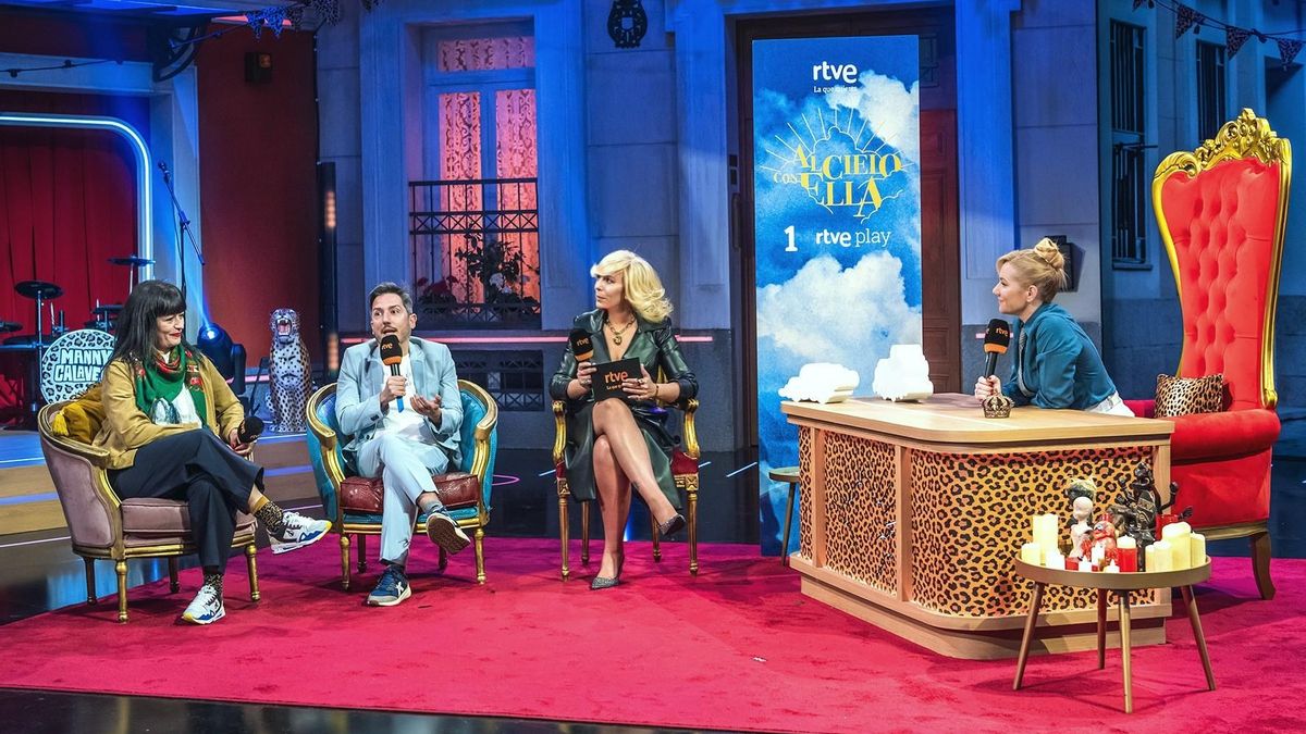 Presentación de 'Al cielo con ella' en La 1