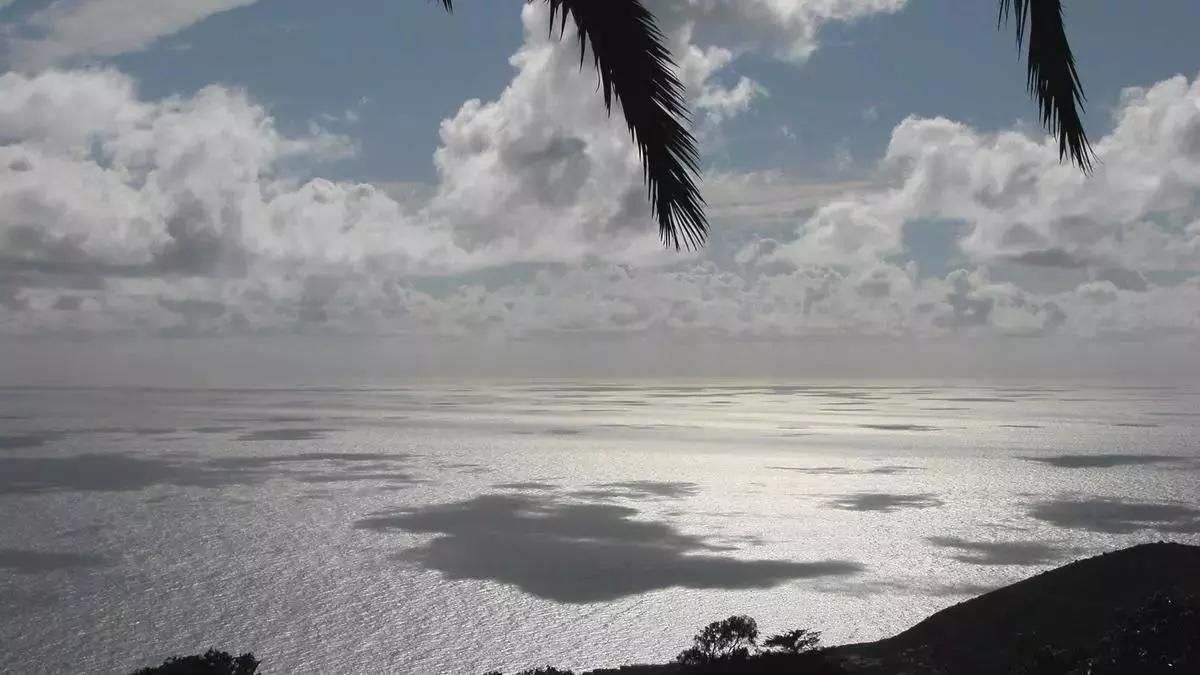 Imagen de archivo de intervalos nubosos en el este de La Palma.