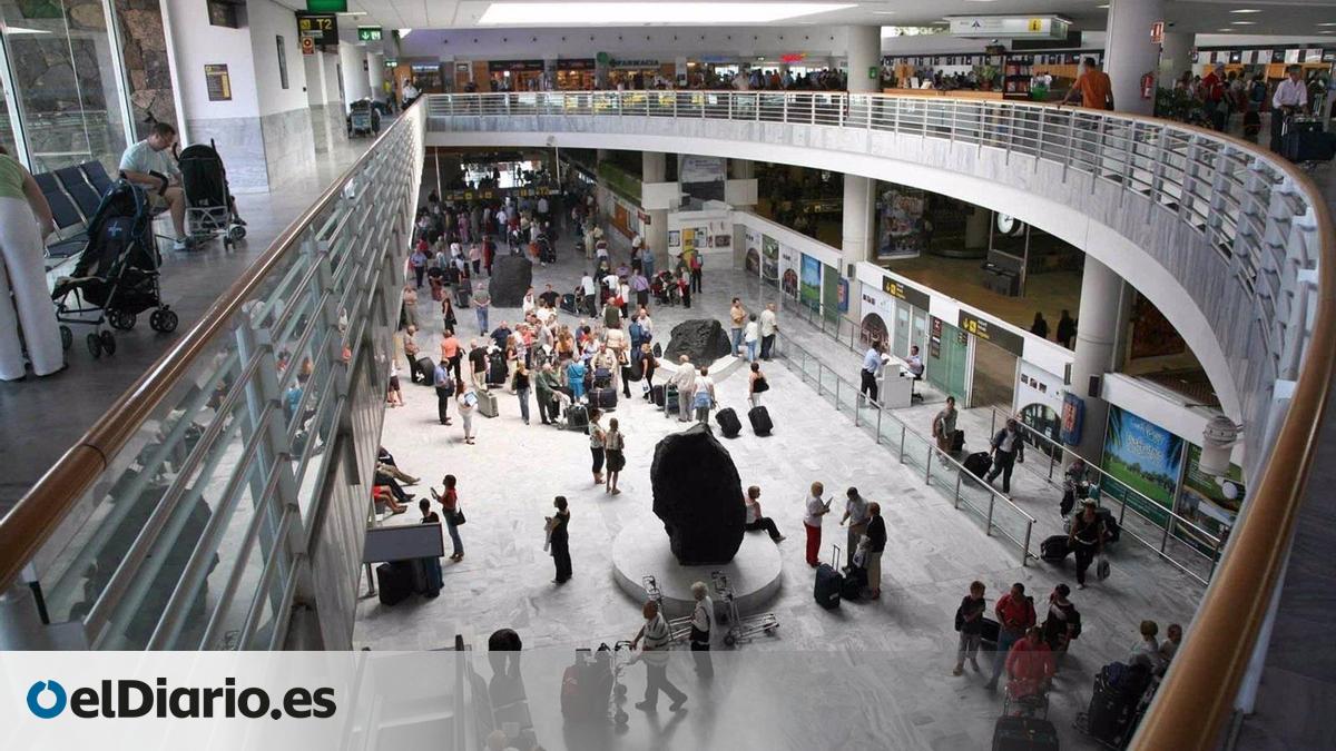 Doce menores que iban a volar a Lanzarote, en hospitales por gastroenteritis leve