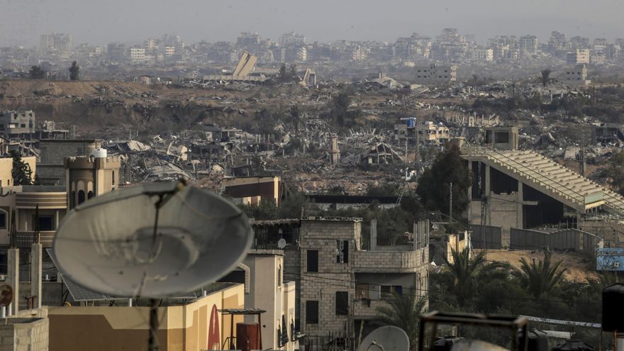 Ataque israelí en centro de refugiados en la Franja de Gaza deja diez palestinos muertos