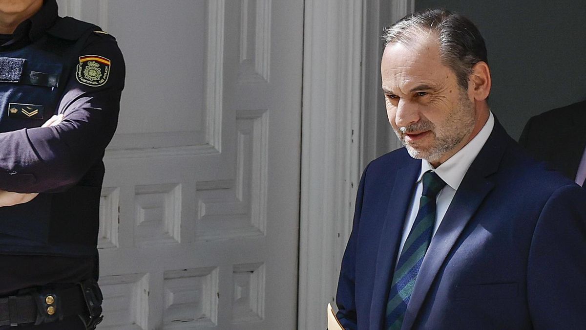 El caso Ábalos se estanca entre el silencio del exministro y Koldo García y la falta de avances en la búsqueda del dinero