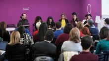 La dirigente de Podemos Irene Montero se dirige a los líderes autonómicos del partido en una reunión de campaña este sábado.