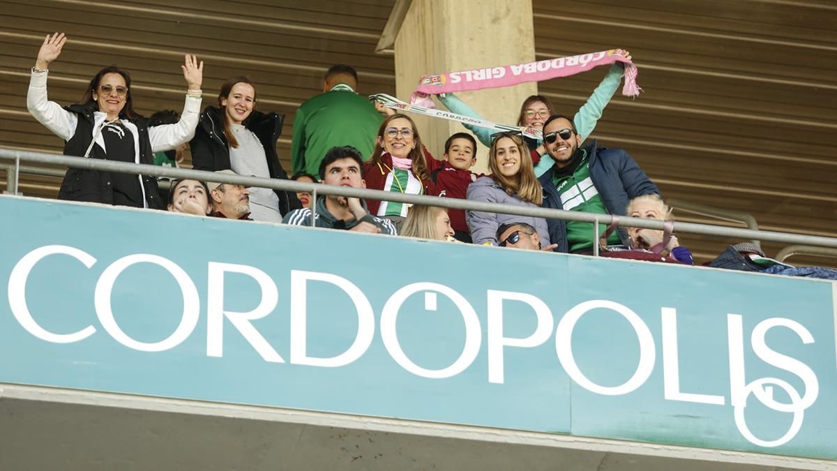 Grada Blanquiverde del Córdoba CF - SD Huesca
