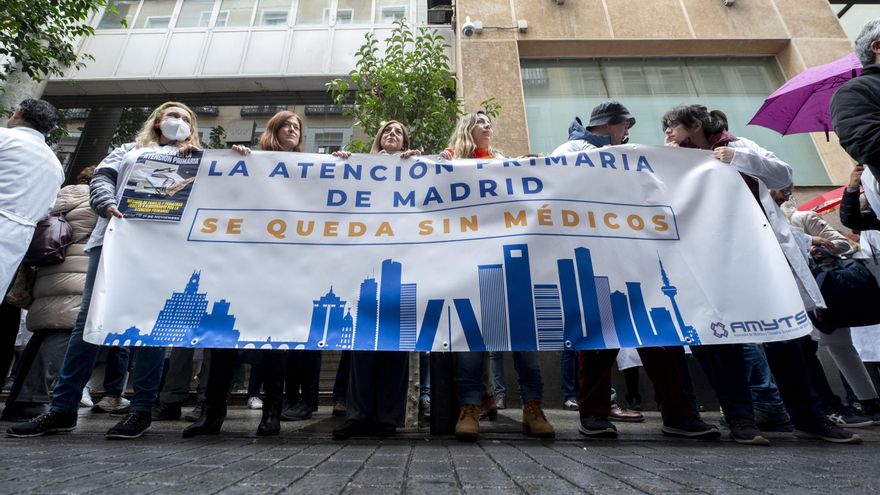 Los médicos presionan a Ayuso para que aumente el presupuesto de la Atención Primaria y mantienen la huelga indefinida