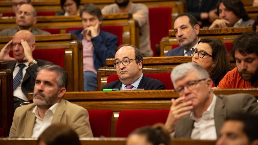 El Parlament rechaza que Iceta sea senador y bloquea que presida el Senado