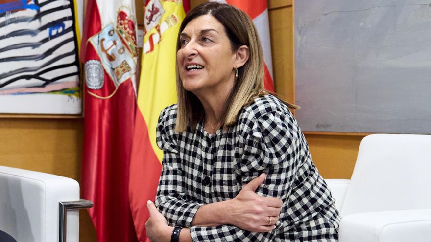 La presidenta de Cantabria, María José Sáenz de Buruaga