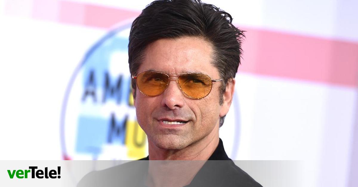 John Stamos será un entrenador de baloncesto en una nueva serie de Disney