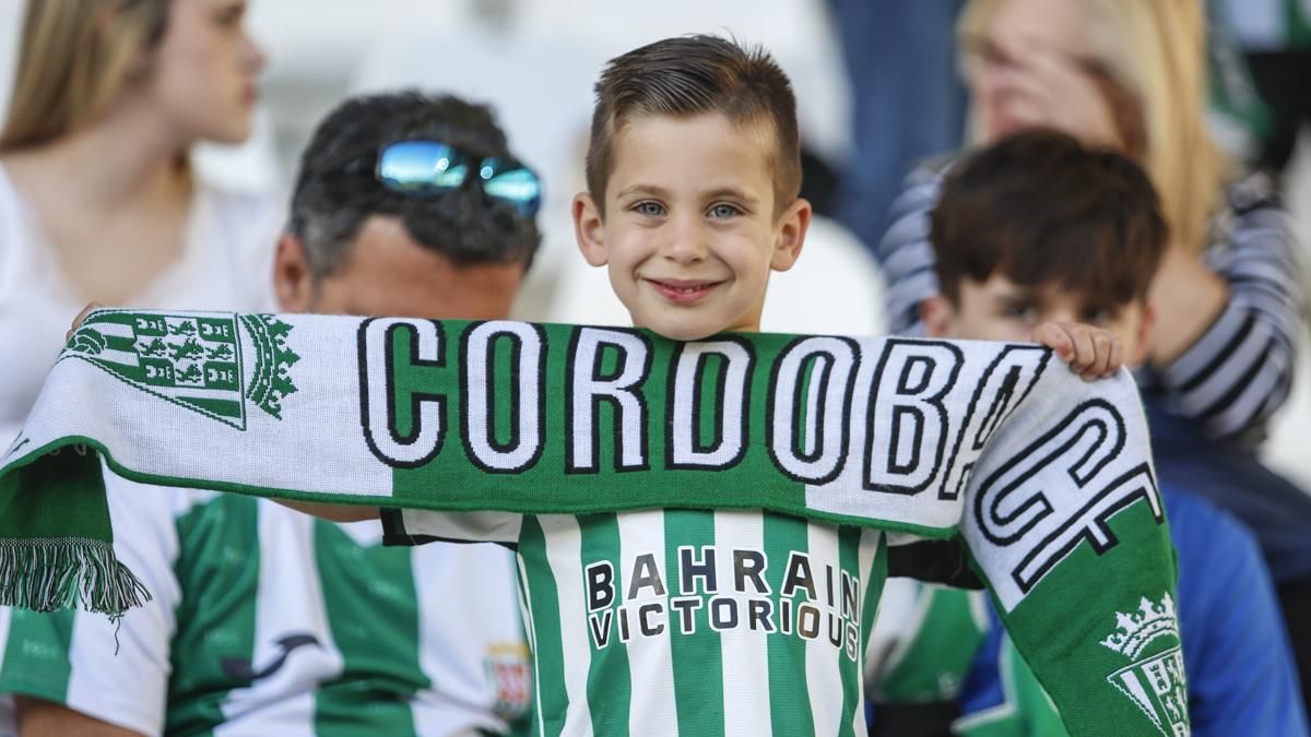 Grada Blanquiverde del Córdoba CF - CD Mirandés