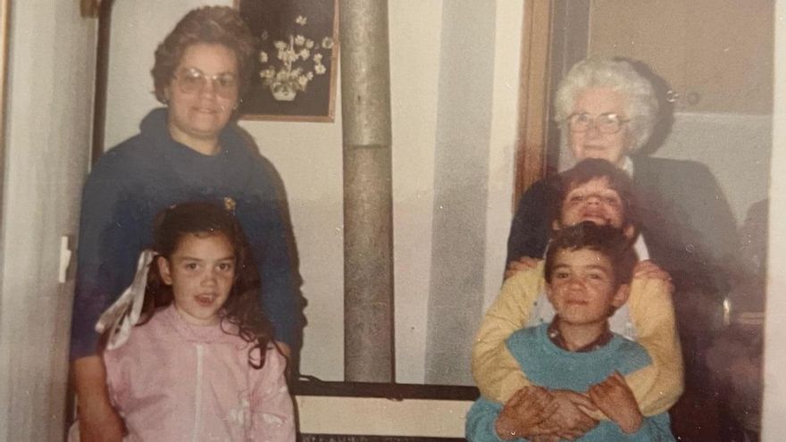 Un exilio y 30 años de silencio: la confesión de Araceli a su familia que puso luz a los crímenes franquistas