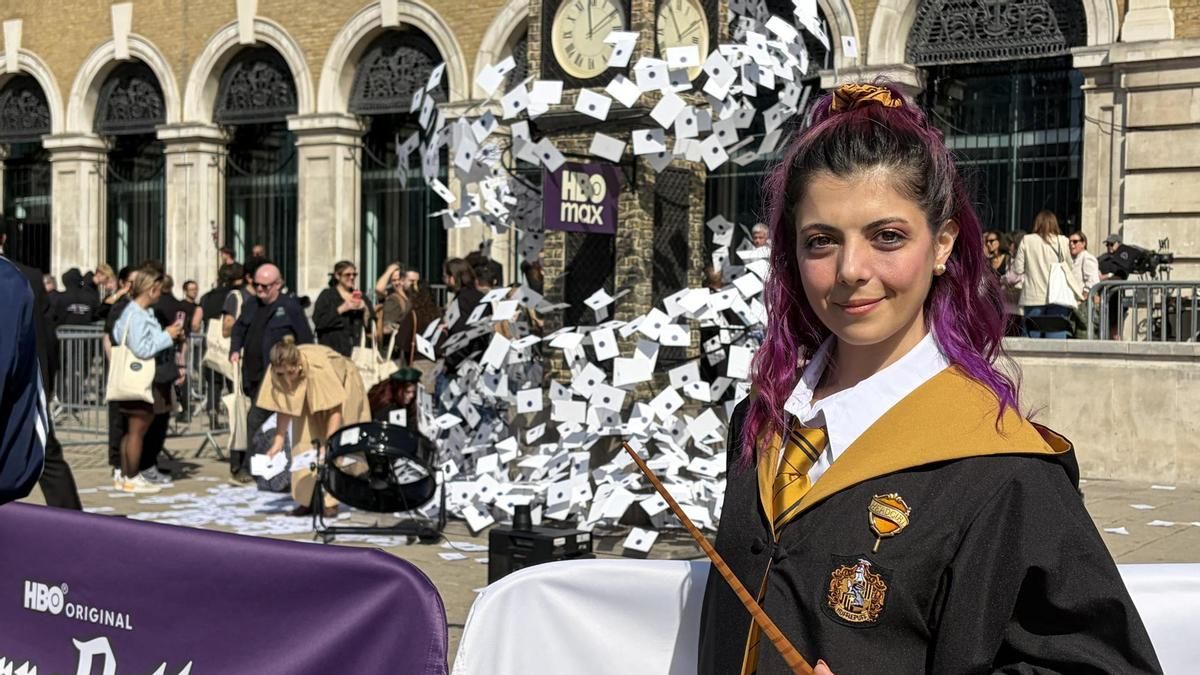 Una fan de Harry Potter celebra el primer día de curso