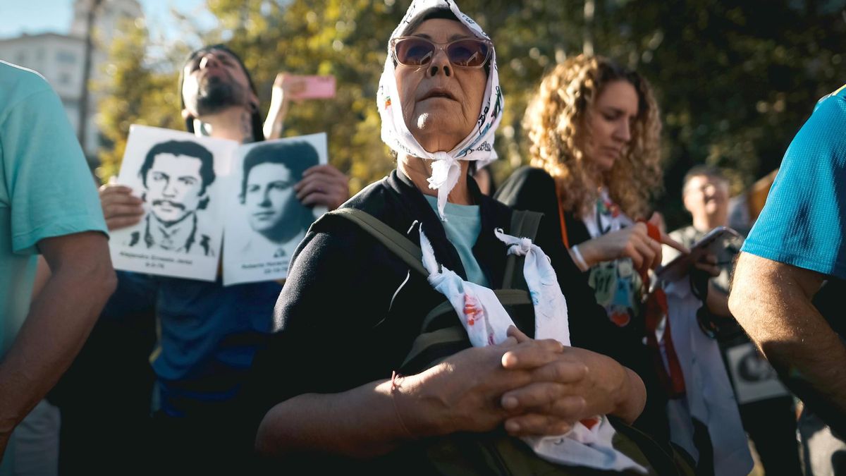 La marcha a Plaza de Mayo bajo la consigna “Que digan dónde están”