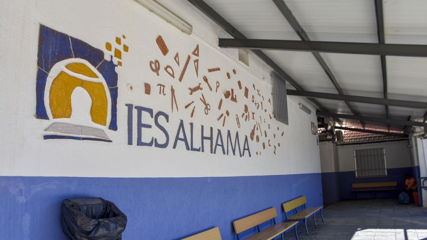 Tres menores identificados por la agresión a otro en un instituto de Alhama de Granada