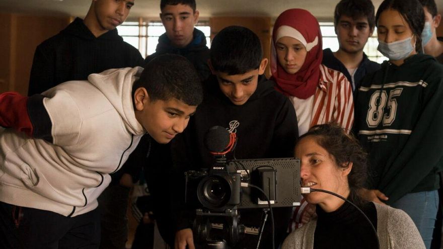 'Salto del Eje': jóvenes de entornos vulnerables cuentan sus realidades cámara en mano