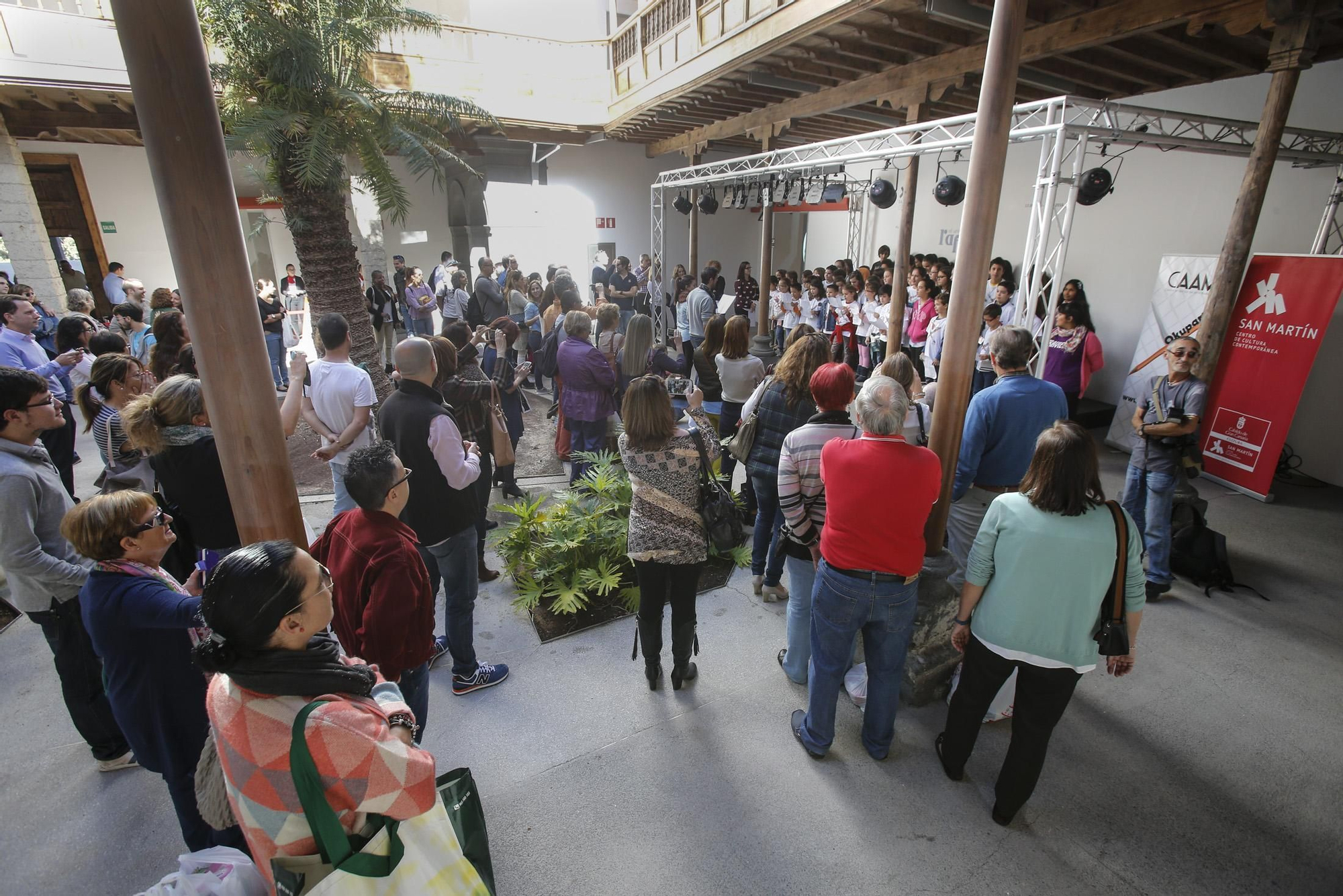 Tómbola solidaria ‘TombolarizArte’ que se celebró este miércoles en San Martín Centro de Cultura Contemporánea
