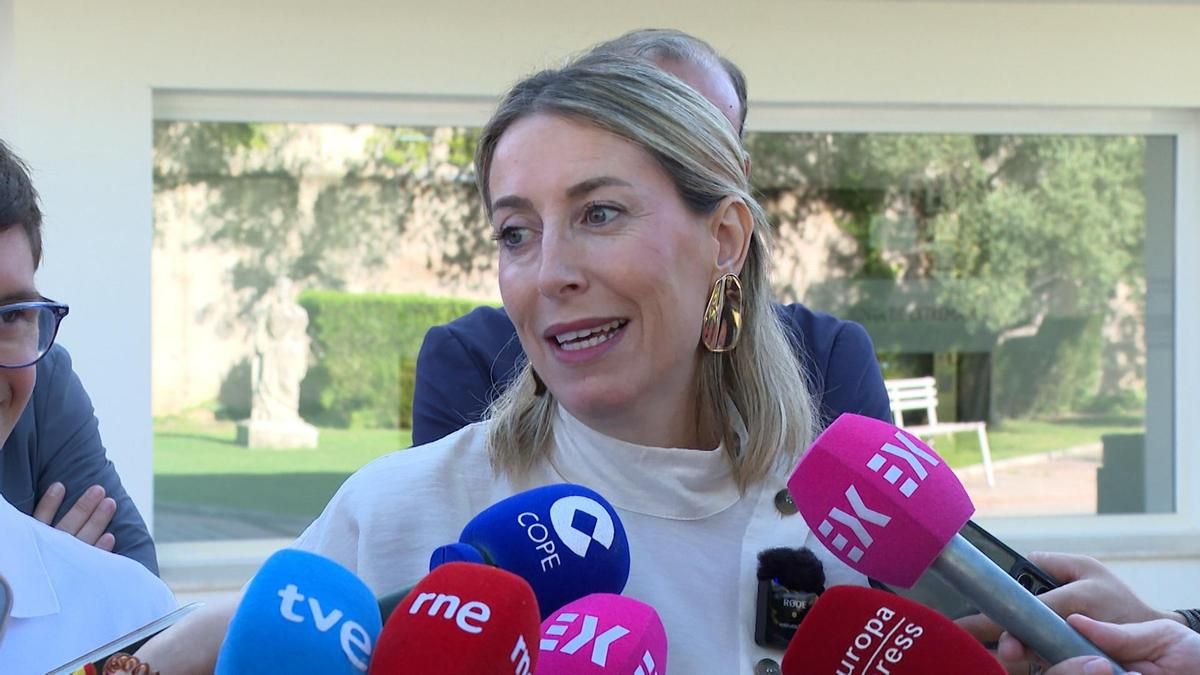 PP y Vox celebran el adelanto electoral mientras PSOE y Unidas centran el debate en la vivienda