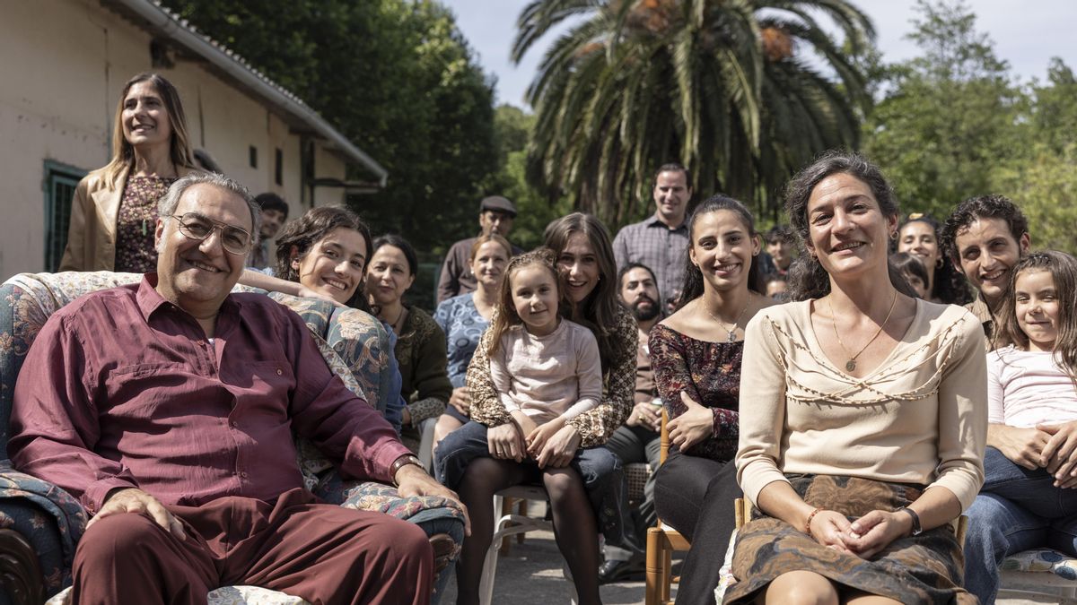 Imagen episódica de la serie 'El clan Olimpia'