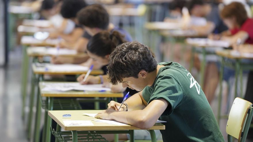 Cómo gestionar la ansiedad ante los exámenes, según un psicólogo: “Dificulta recuperar la información aprendida”
