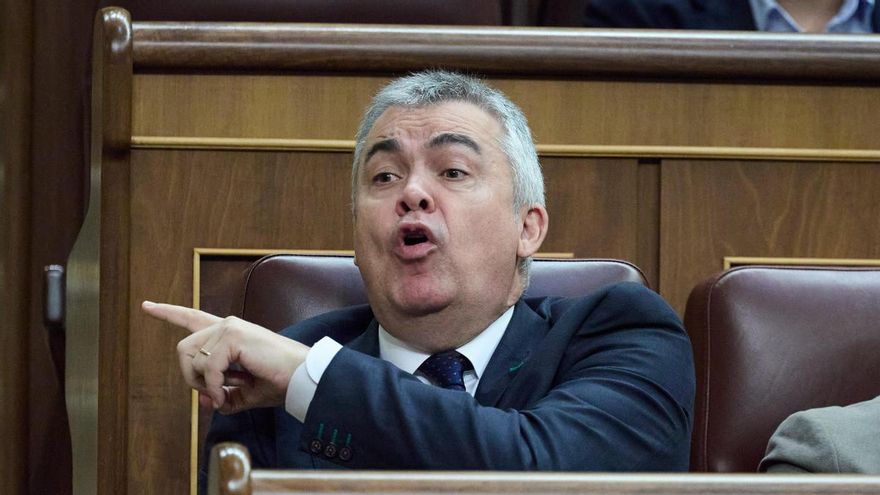 El secretario de Organización del PSOE, Santos Cerdán, durante una sesión plenaria en el Congreso de los Diputados.