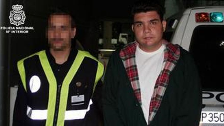 Francisco Larrañaga llega a España con el deseo de atenuar su condena