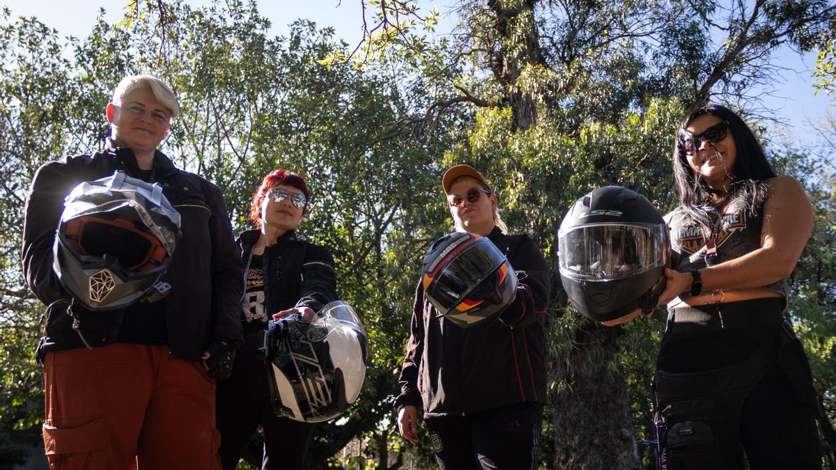 Pola, Lau, Ari y Xoa muestran sus outfits para salir a la ruta