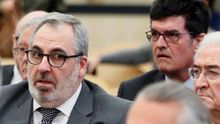 Los empresarios que han reconocido financiar al PP Vicente Cotino (i) y Enrique Gimeno (d), durante el juicio.