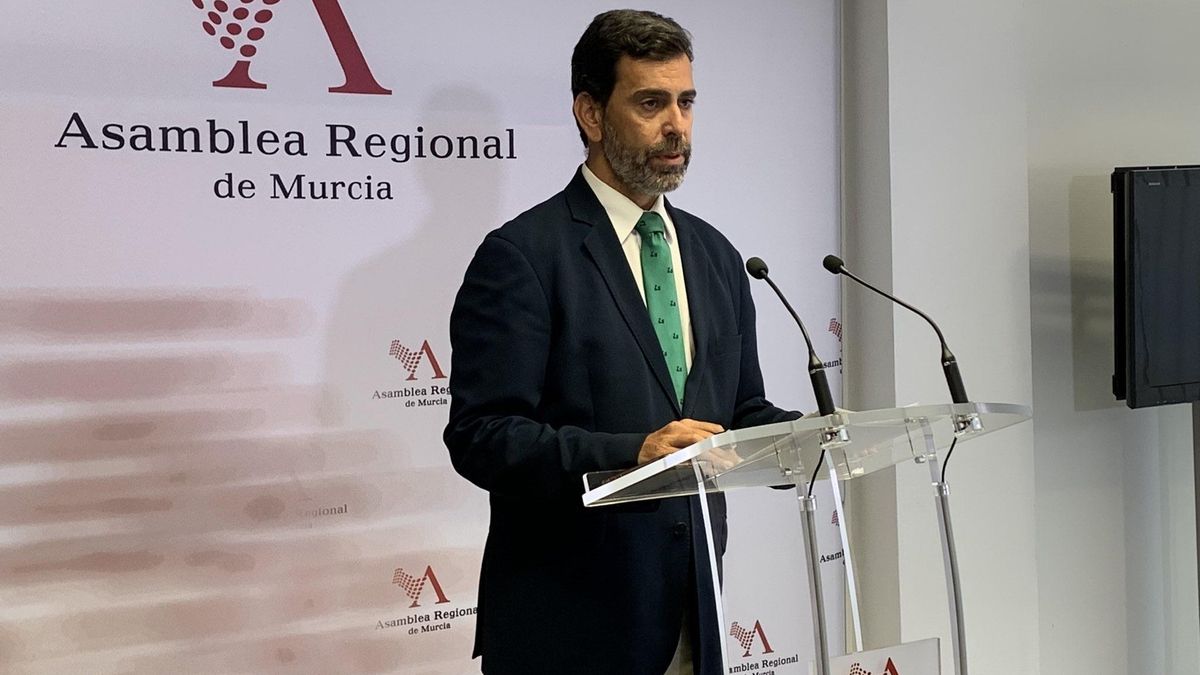 El consejero en funciones de Fomento e Infraestructuras, José Ramón Díez de Revenga
