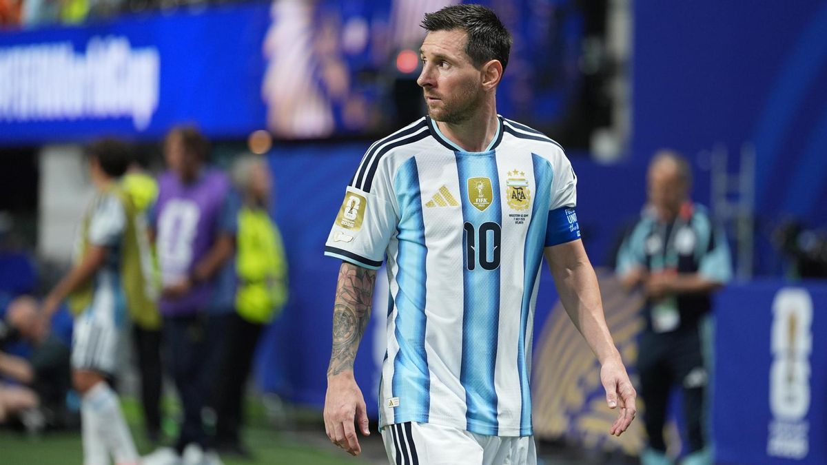 Messi anotó el segundo gol de Argentina