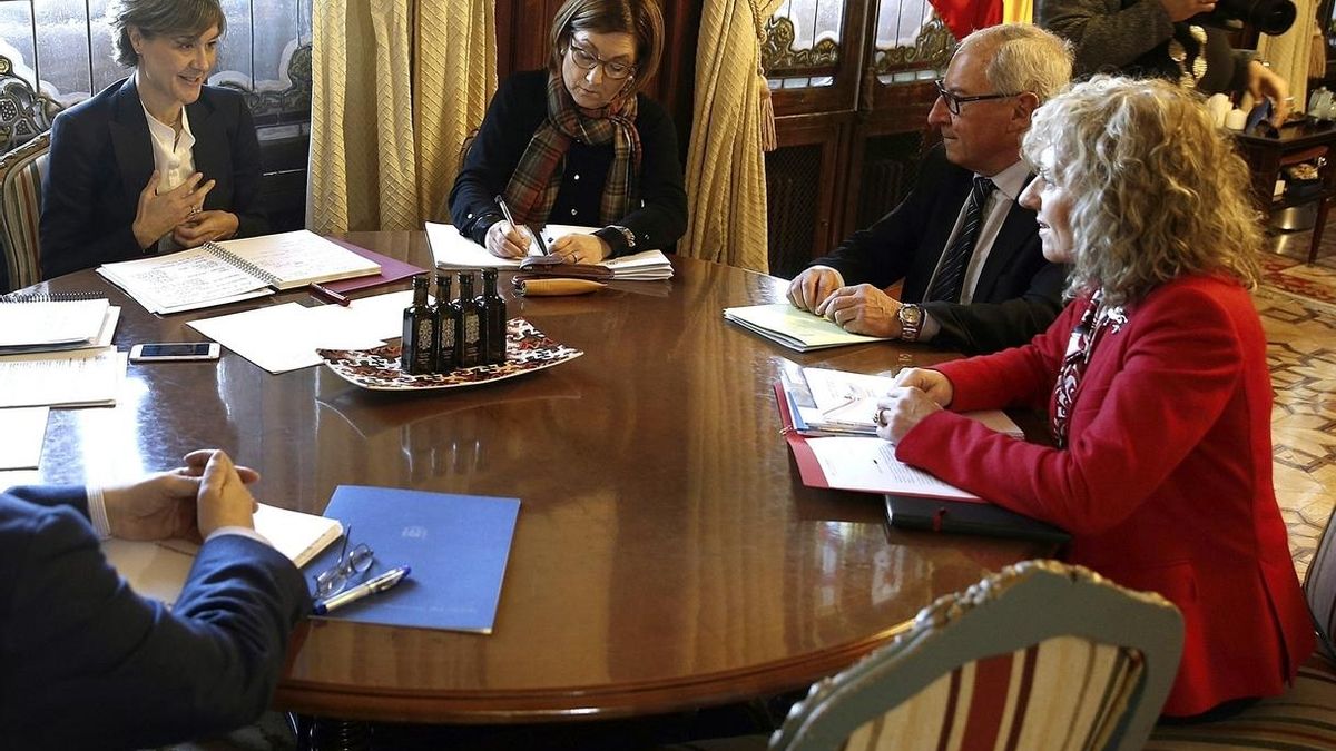 Cantabria "no puede devolver" el agua que capta del Ebro y pide a MAPAMA no tener sobre sí "la espada de Damocles"