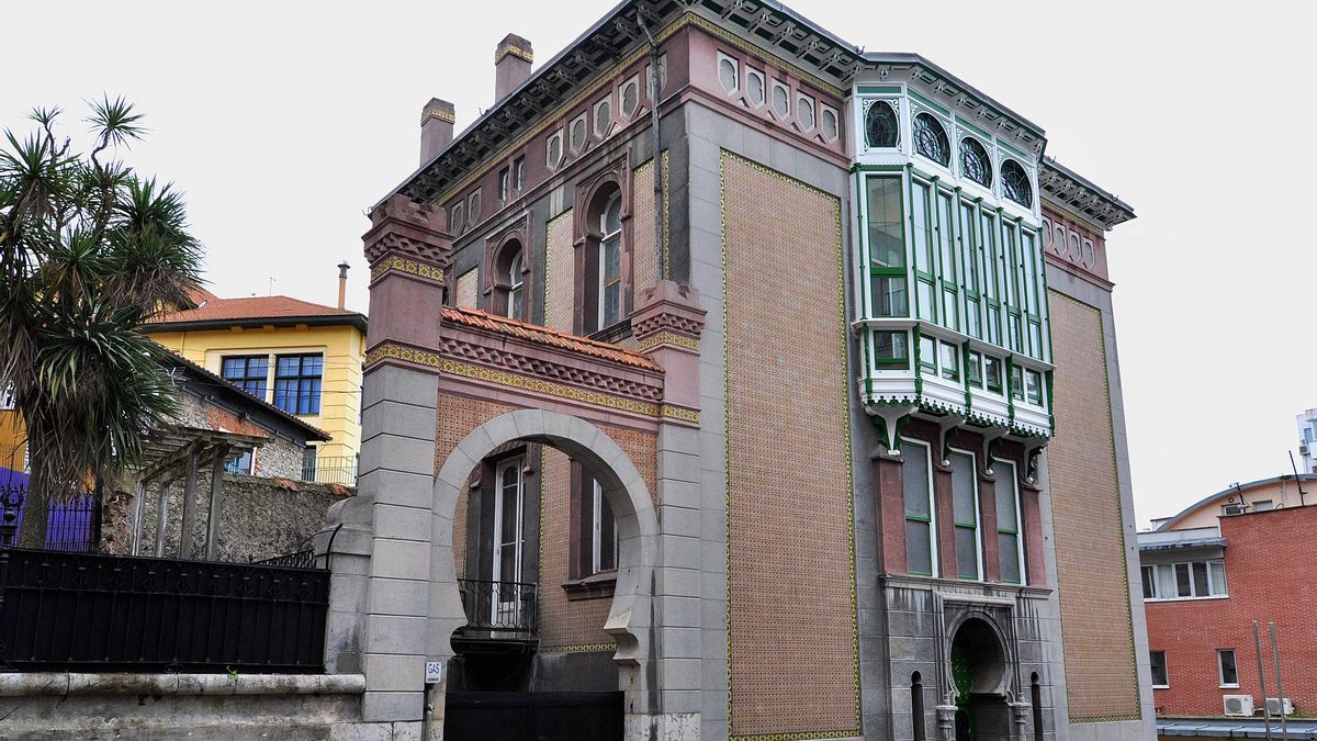 La historia de "un capricho" de palacio en Santander: de 'neomudéjar' abandonado a manos de una estrella del 'street art'