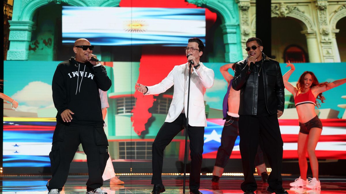 Martín Savi y Gente de zona, en la gala 5 de 'Tu cara me suena 13'