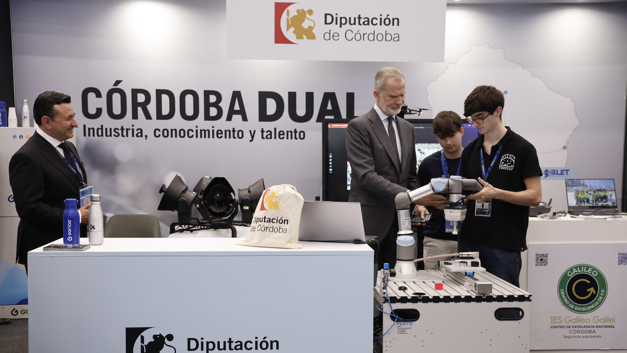 El Rey Felipe VI asiste a la jornada de clausura del Foro Indudef