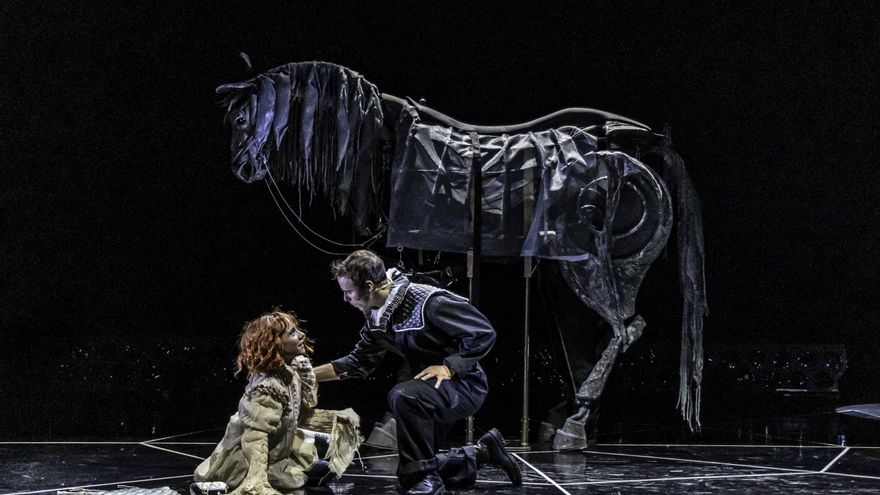 Archivo - Un fragmento de la ópera de cámara 'María Estuardo'.