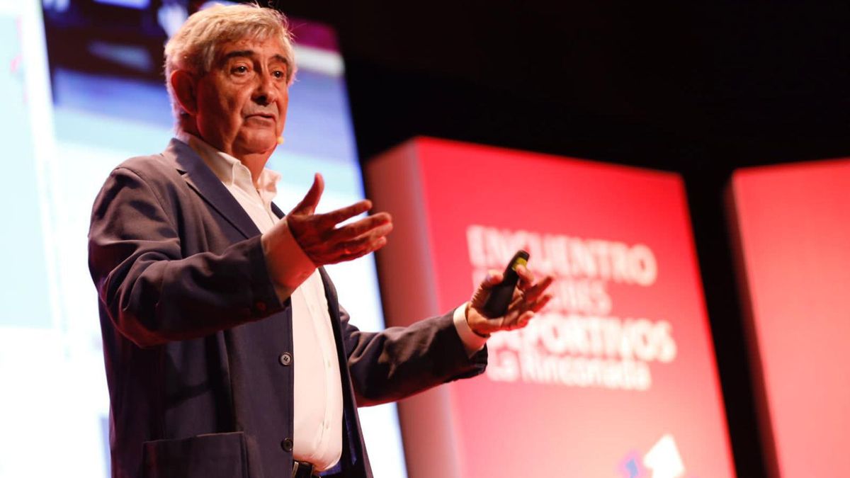 Jaenes, durante su charla en La Rinconada.