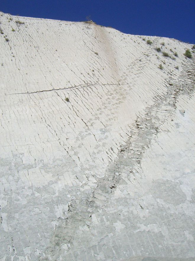 En el 'Cerro Cal'Orcko' se concentran más de 10.000 huellas de dinosaurios.