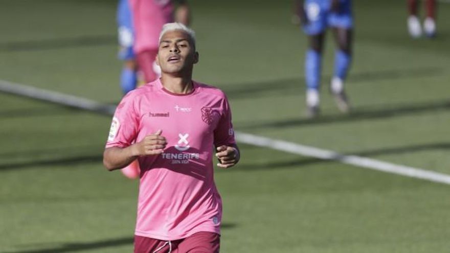 Nahuel Leiva no estará en el inicio de la pretemporada del CD Tenerife