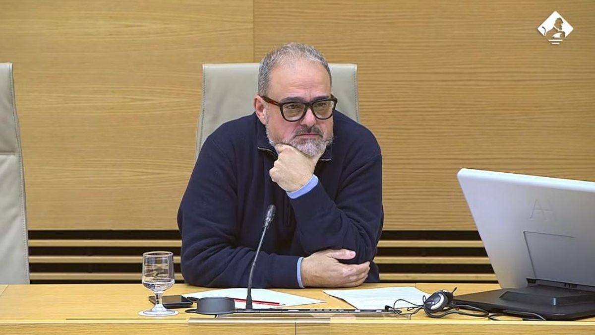 El asesor del PP que fue con Mazón al Cecopi se niega a responder en la comisión de investigación de la dana del Congreso