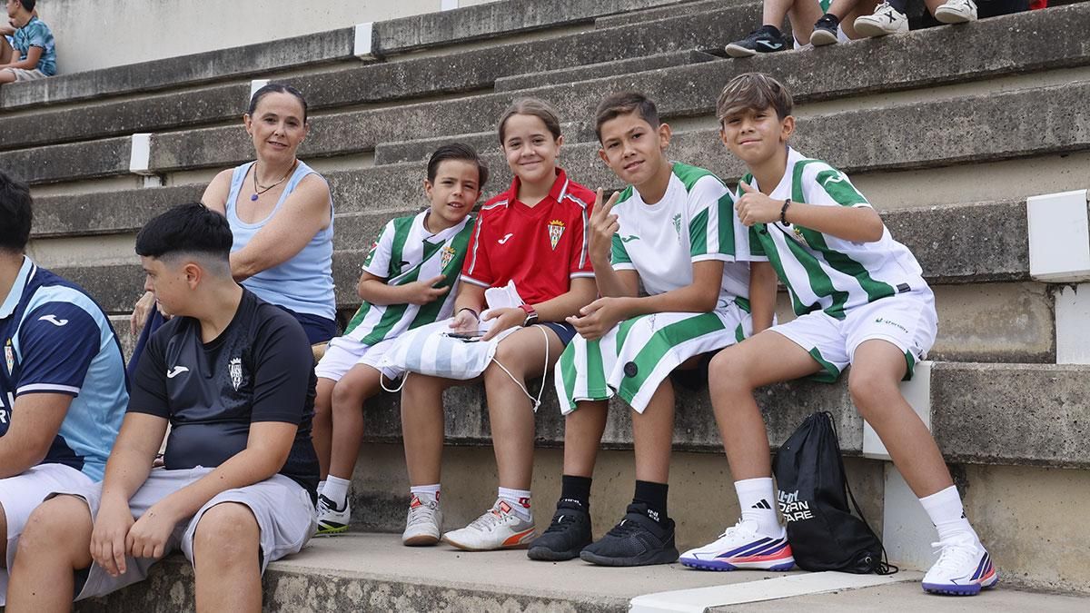 Entrenamiento del pretemporada del Córdoba CF a puerta abierta