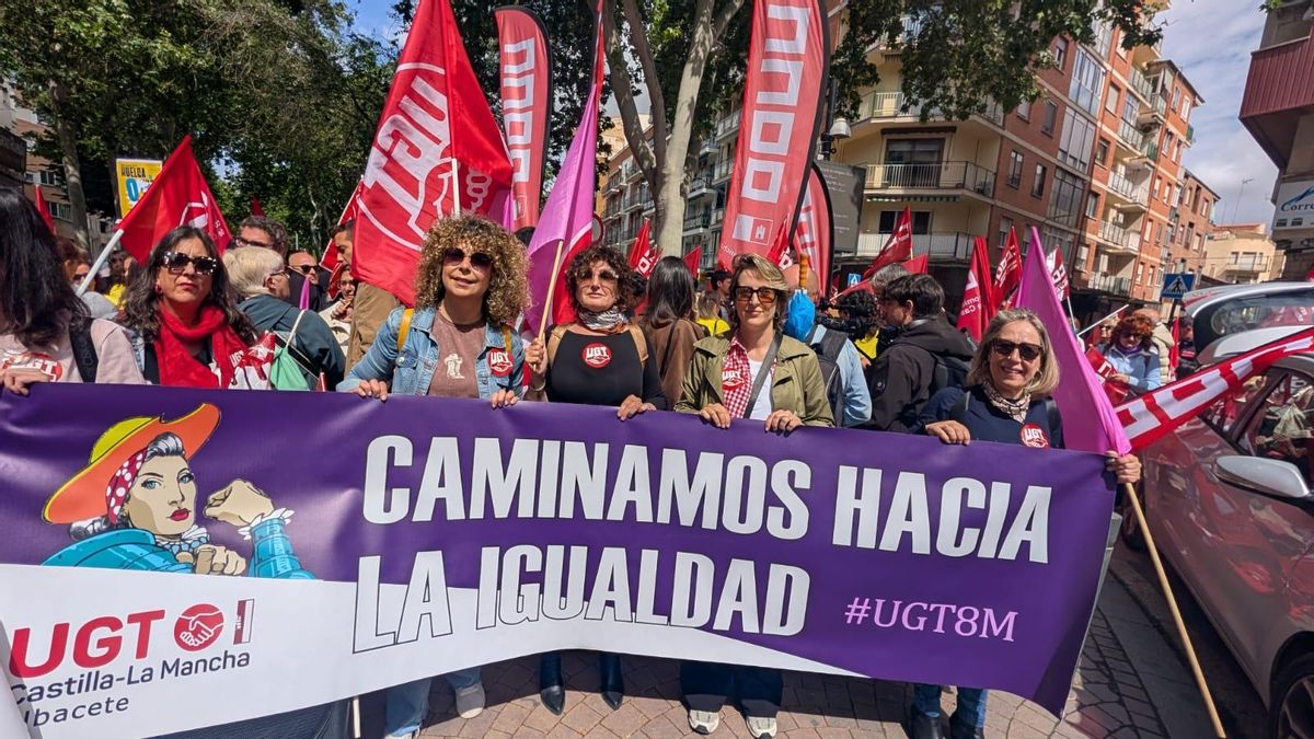 Manifestación por el Primero de Mayo en Albacete